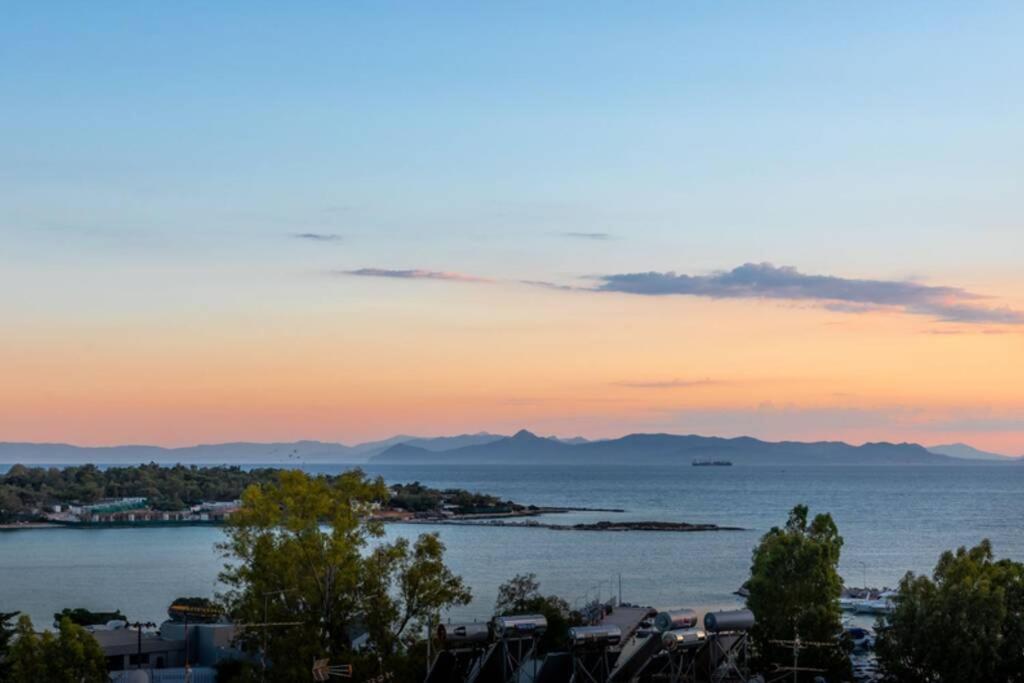 Four Seasons Sea View Apartment Atene Esterno foto