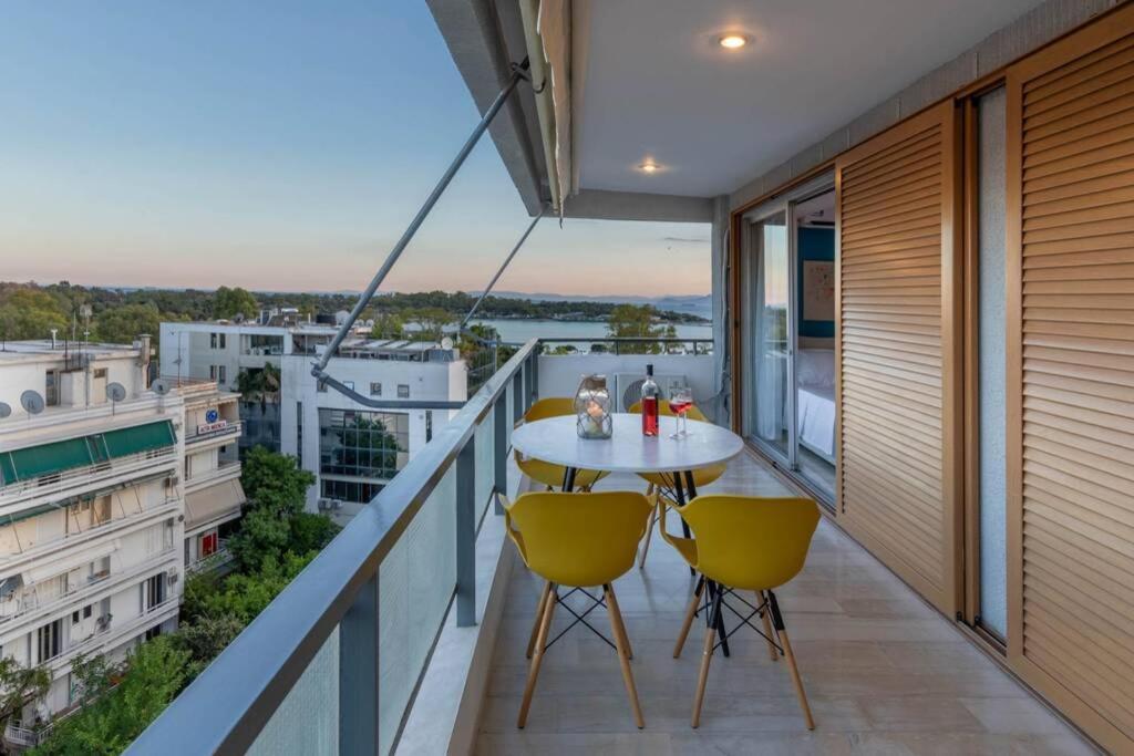 Four Seasons Sea View Apartment Atene Esterno foto