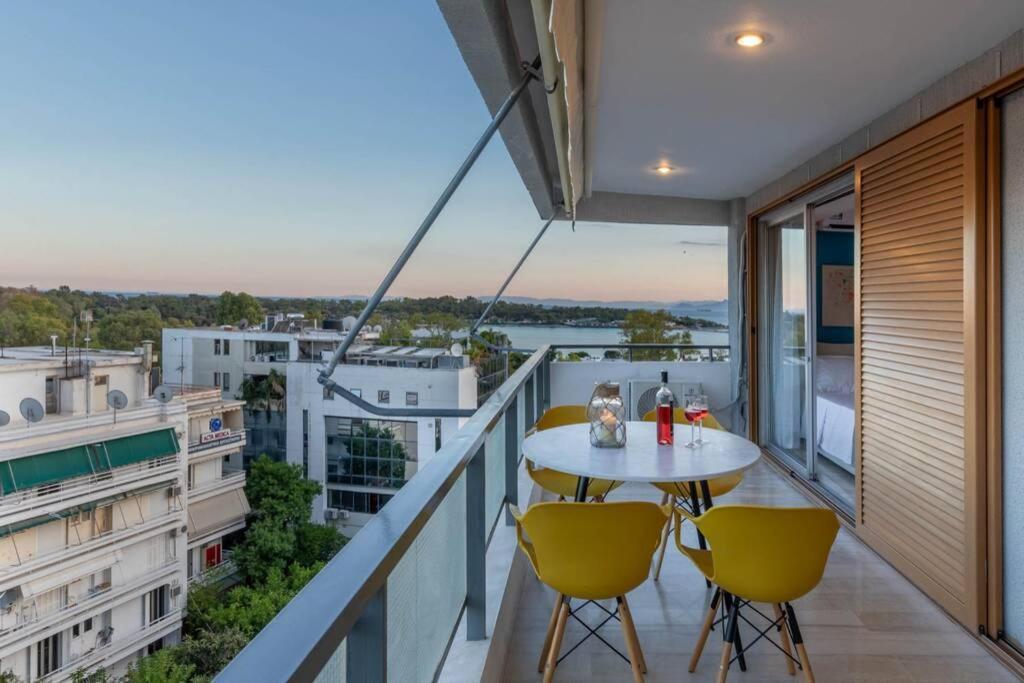 Four Seasons Sea View Apartment Atene Esterno foto