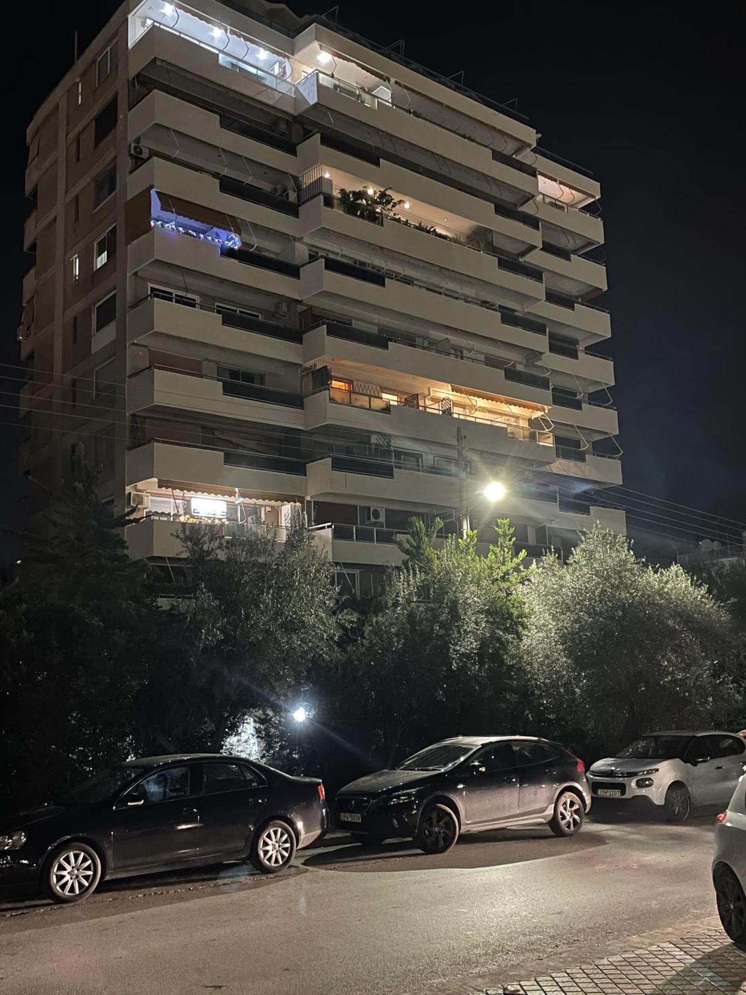 Four Seasons Sea View Apartment Atene Esterno foto